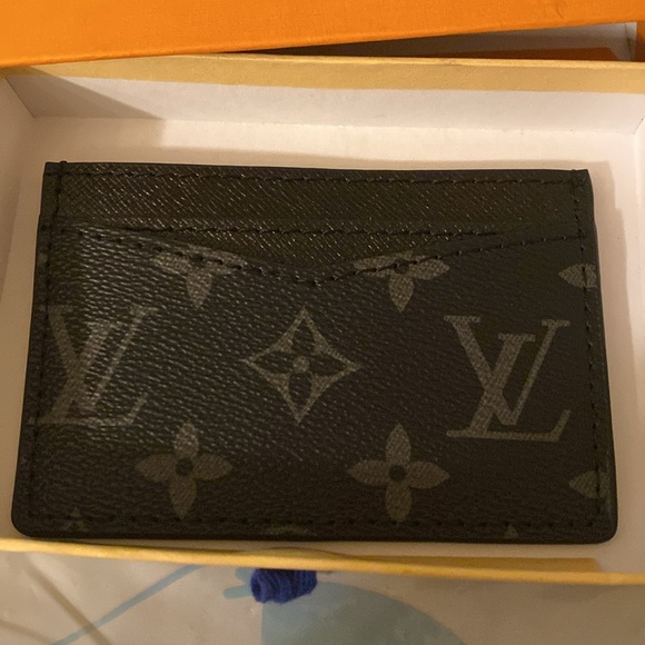 Card wallet - Picture 2 of 3